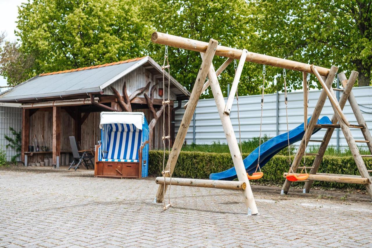 Apartments Am Erdbeerhof Rovershagen Bagian luar foto