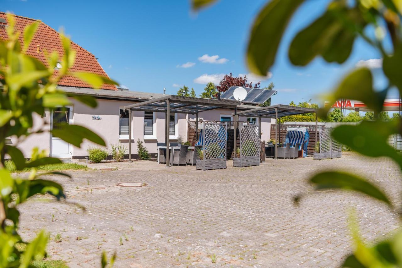 Apartments Am Erdbeerhof Rovershagen Bagian luar foto